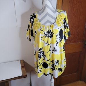 Womans Lane Bryant Yellow/Black/White Elastic scoop neckline Size 26/28